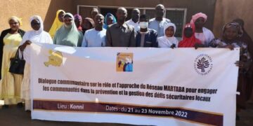 Dialogue communautaire sur le rôle et l&rsquo;approche du Réseau MARTABA pour engager les communautés dans la prévention et la gestion des défis sécuritaires locaux.